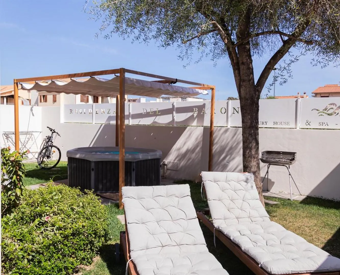 Residenza Del Barone Luxury House - Pula, Sardegna 아파트