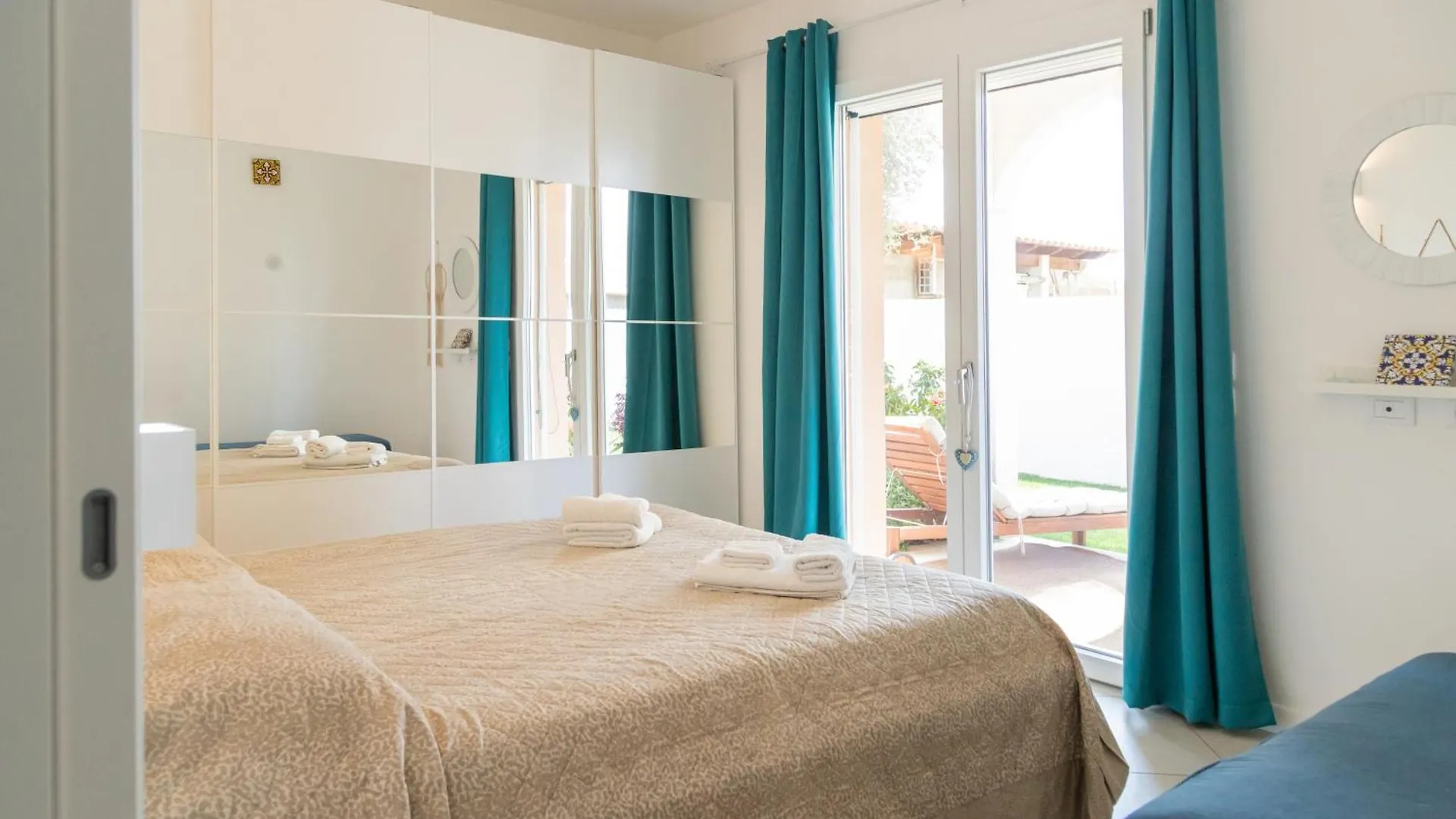 Residenza Del Barone Luxury House - Pula, Sardegna 아파트 0*, 풀라